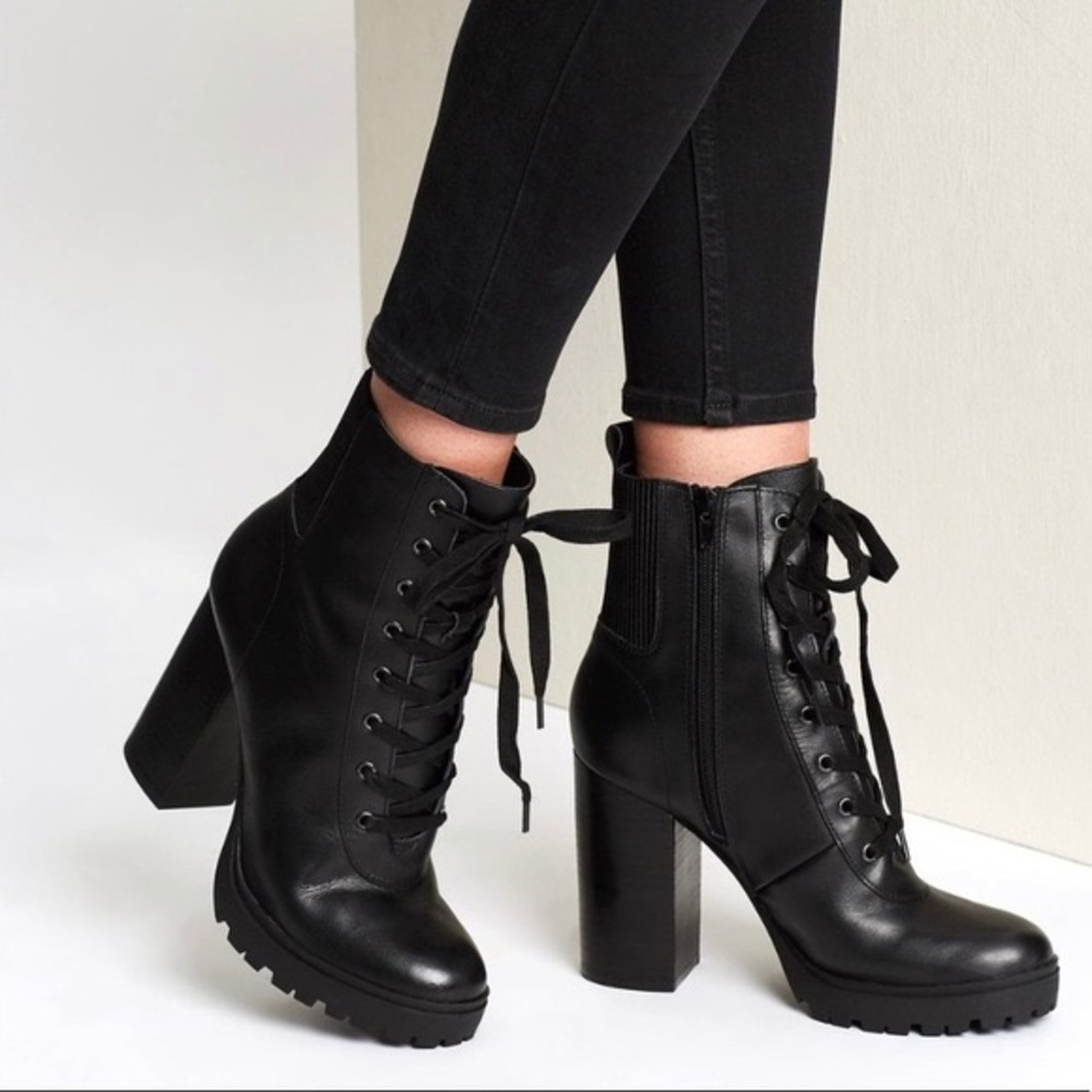 Steve Madden Lead Black Leather Combat Heel Boots 7